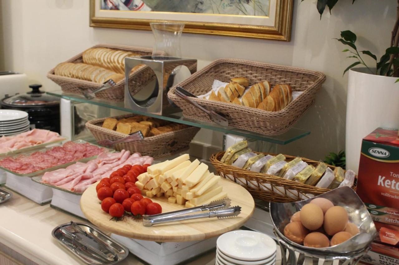 Hotel Aurora Mare Rimini Eksteriør bilde