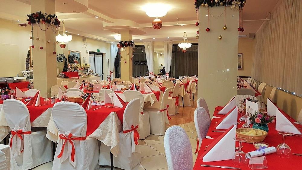 Hotel Aurora Mare Rimini Eksteriør bilde