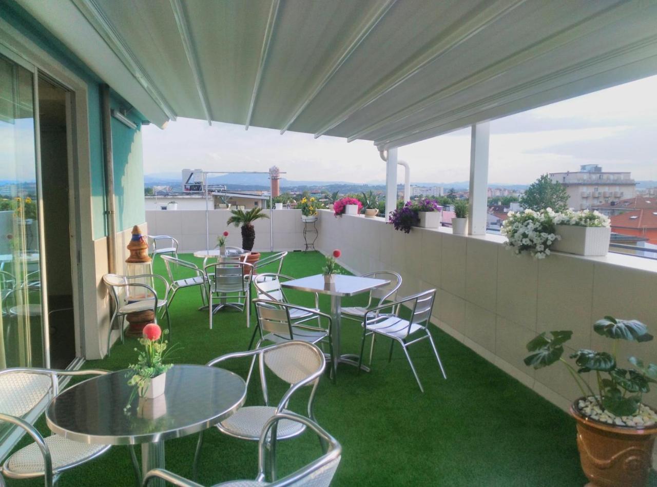 Hotel Aurora Mare Rimini Eksteriør bilde