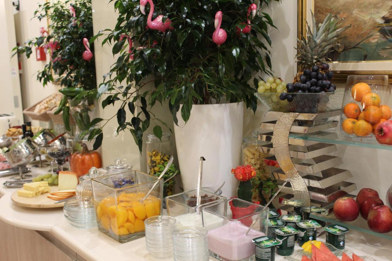 Hotel Aurora Mare Rimini Eksteriør bilde